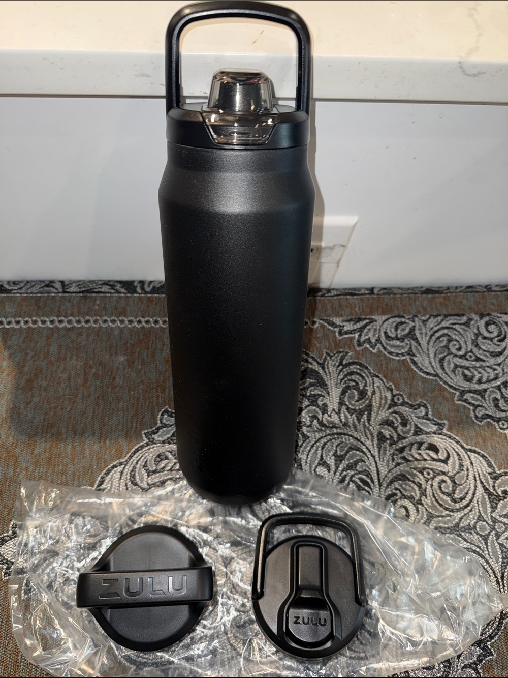 Zulu Black Insulated Water Bottle with Dual Lids